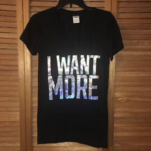 NWOT VS Pink T-Shirt